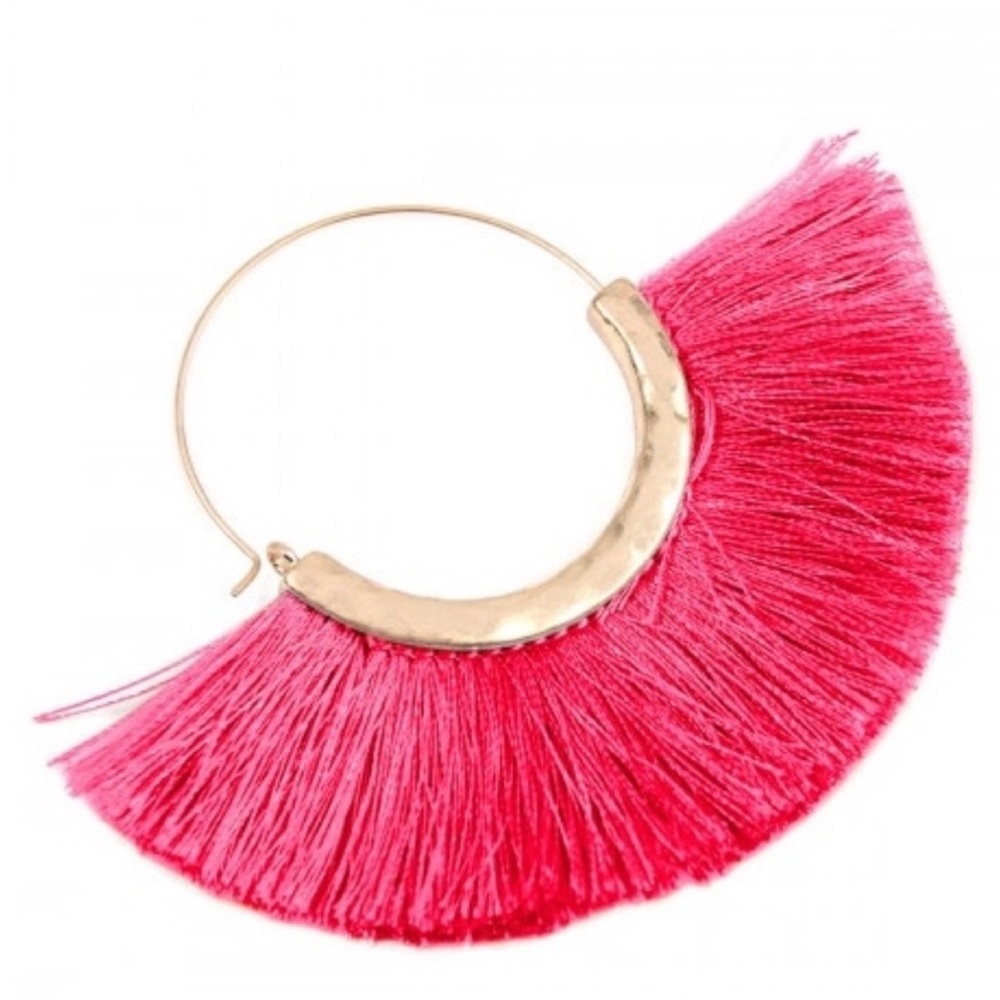 PINK | Tassel hoop earrings